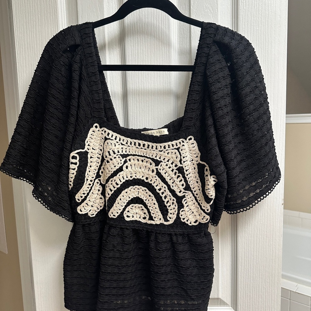 Black and Cream Women's Top